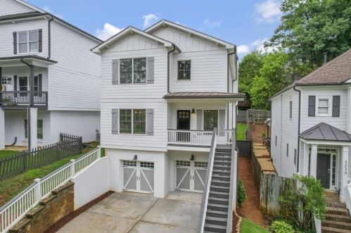 3226 Cates Ave, Atlanta GA  30319-2308 exterior