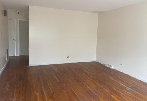 16346 Winchester Ave, Dixmoor IL  60428-5636 exterior