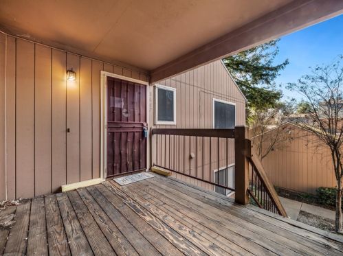 8047 Arcade Lake Ln, Citrus Heights, CA 95610-5169