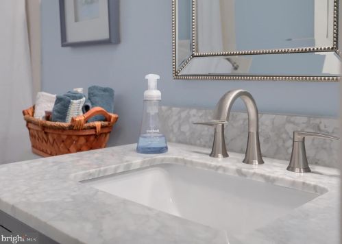 1940 Speedwell Rd, Lancaster PA  17601-4630 exterior