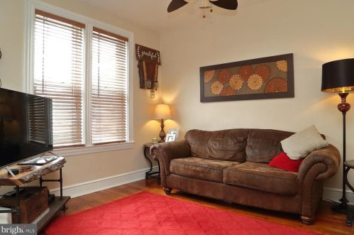 237 Cherry St, Lancaster PA  17602-2725 exterior