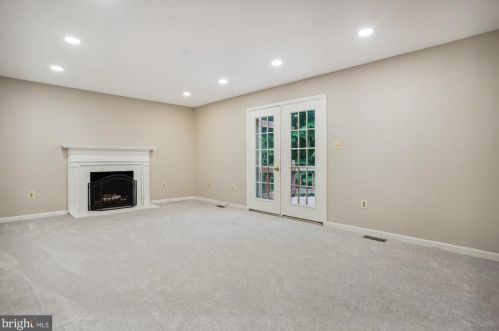 13015 Montpelier Ct, Woodbridge VA  22192-3356 exterior