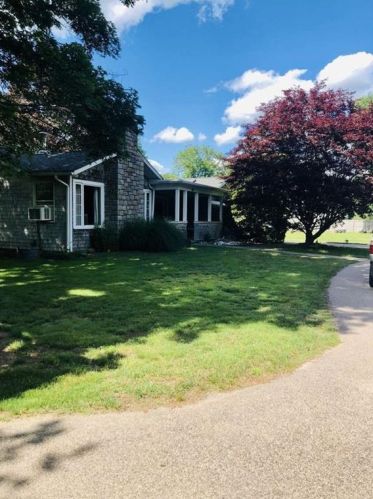 296 Fairgrounds Rd, Richmond, RI 02892-1415