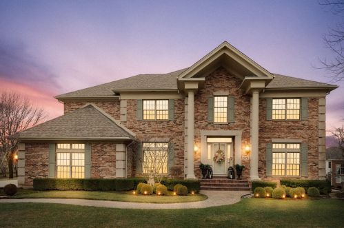 1075 Saddleridge Ct, Palatine, IL 60067-9116