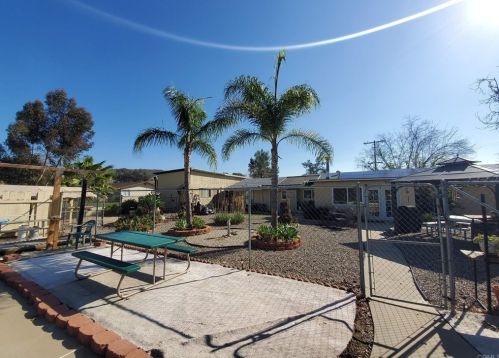 423 Hanson Ln, Ramona, CA 92065-3513