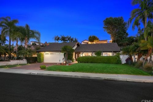 26082 Camino Adelanto, San Juan Capistrano, CA 92691-3242