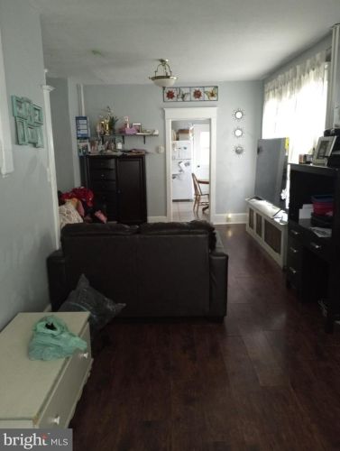 18 Partridge Ave, Trenton, NJ 08610-5121