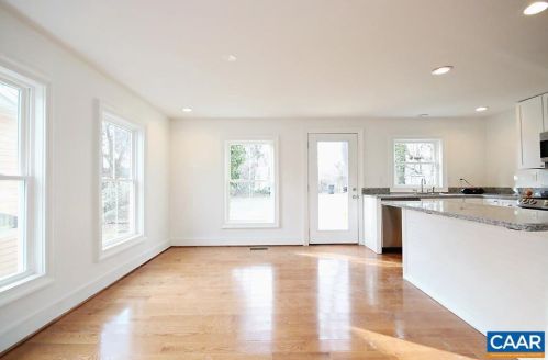 806 Nalle St, Charlottesville VA  22903-3426 exterior
