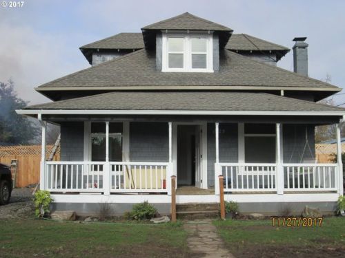 1225 Lincoln St, Woodburn OR  97071-3833 exterior