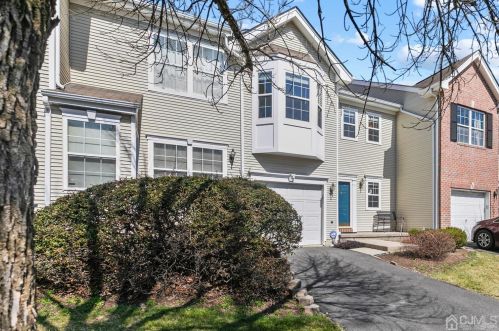 602 Creststone Cir, Princeton, NJ 08540-9487