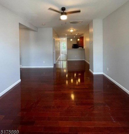 9 Montrose Ter, Irvington, NJ 07111-3821