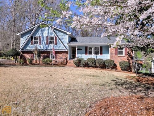 2159 Spalding Dr, Marietta, GA 30062-1753