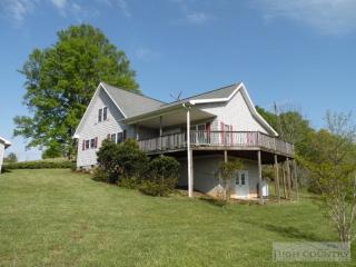 5193 Nile Rd, Edwards Crossroads, NC 28675-9032