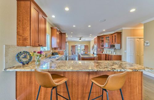 1312 Flores St, Seaside CA exterior