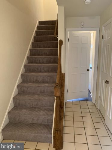 7719 Marshall Heights Ct, Falls Church, VA 22043-2546