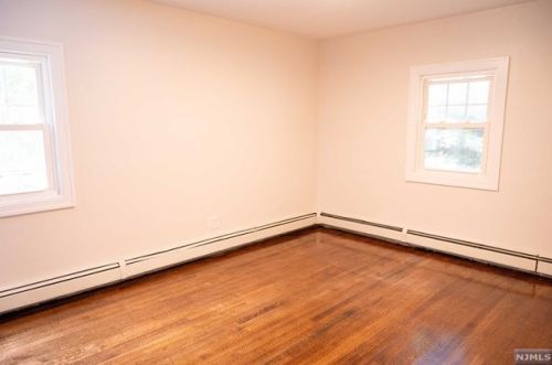 423 Forest Ave, Teaneck NJ  07666-2773 exterior