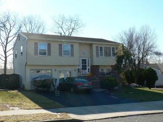 32 Jessica Dr, Wall Township, NJ 07731-2848