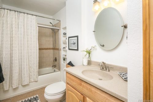 3942 Lipan St, Denver CO 80211-2653 exterior