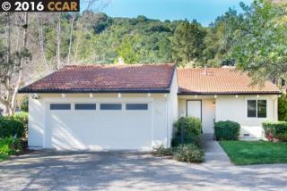 1724 Saint Andrews Dr, Moraga, CA 94556-1033