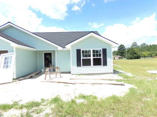 5709 Meadow Wood Dr, Blackshear, GA 31516-4490