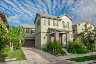 464 San Anselmo St, Tracy, CA 95391-1208