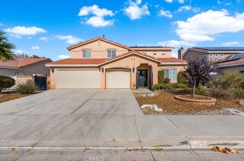 2841 Caruso Ln, Lancaster, CA 93536-6037