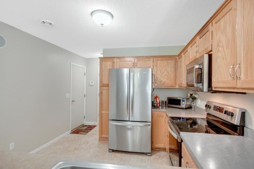 3307 Jansen Way, Saint Paul MN  55127-5125 exterior