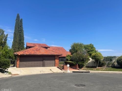 3801 Vista Linda Dr, Van Nuys, CA 91316-4462