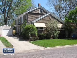 620 Bissel St, Ottawa, IL 61350-2602