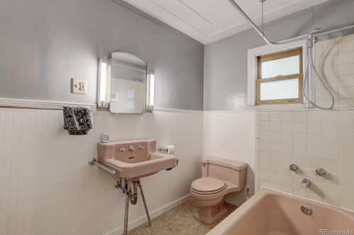 4301 Fox St, Englewood CO  80110-5616 exterior