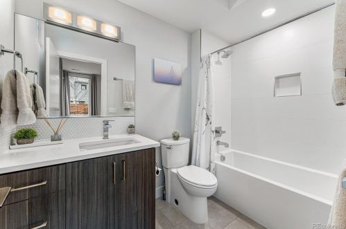 1714 Lowell Blvd, Denver CO  80204-1548 exterior