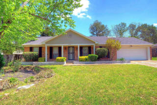 3090 Belle Tower Rd, Memphis, TN 38115-2604