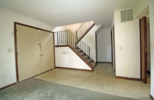 1783 Frank Ct, Glendale Heights, IL 60139-2040