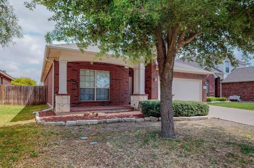 8308 Water Buck Run, Fort Worth TX  76179-3672 exterior