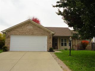 5528 Crown Woods Cir, Indianapolis IN  46224-6168 exterior