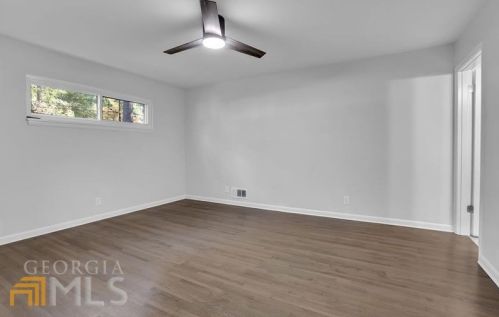 3007 Dogwood Dr, Atlanta GA  30344-3905 exterior