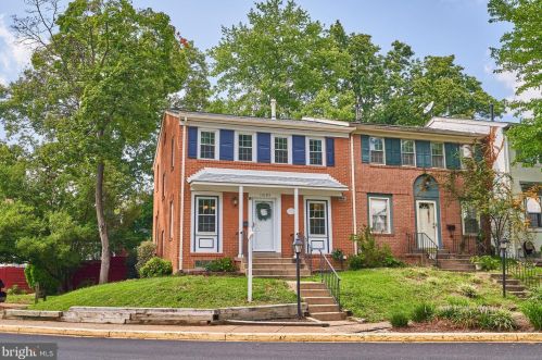 13185 Putnam Cir, Woodbridge, VA 22191-1028