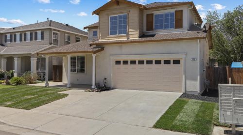771 Traditions Ct, Tracy, CA 95376-1348