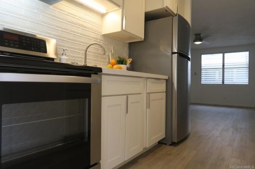 1335 Wilder Ave, Honolulu, HI 96822-4294