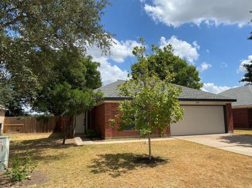 330 Britni Loop, Uhland TX  78640-4969 exterior