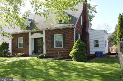 3110 Schoolhouse Ln, Harrisburg, PA 17109-4628