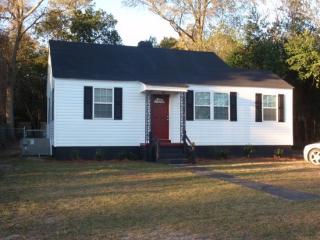 1206 Oakland Ave, Cayce-West Columbia SC  29033-3133 exterior