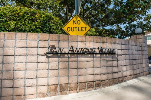 69 San Marcos Rd, Santa Barbara CA  93111-1962 exterior