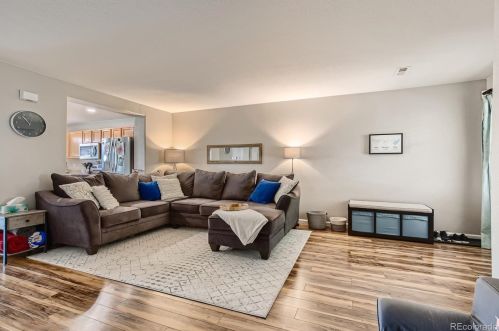 7882 Kittredge Cir, Englewood CO 80112-4644 exterior