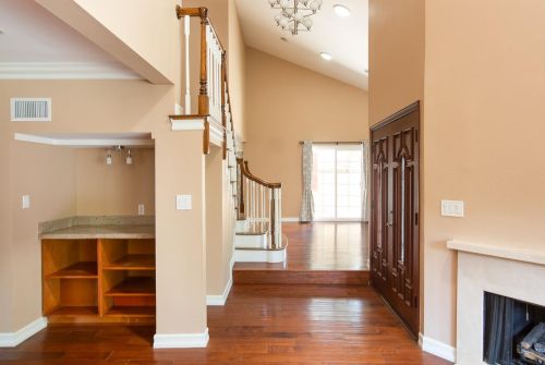 2411 Chevy Chase Dr, Glendale CA  91206-4525 exterior