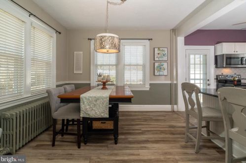 860 Fountain Ave, Lancaster PA  17601-4533 exterior