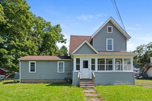 19 West Rd, Ellington, CT 06029-4201