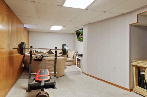 1122 Albemarle St, Saint Paul MN  55117-4415 exterior