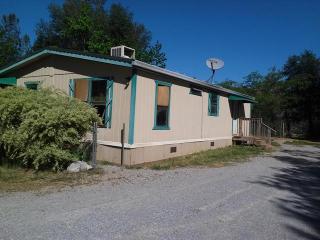 22370 Jones Valley Trl, Redding, CA 96003-7015