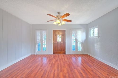 3160 Lime St, Riverside CA 92501-2930 exterior